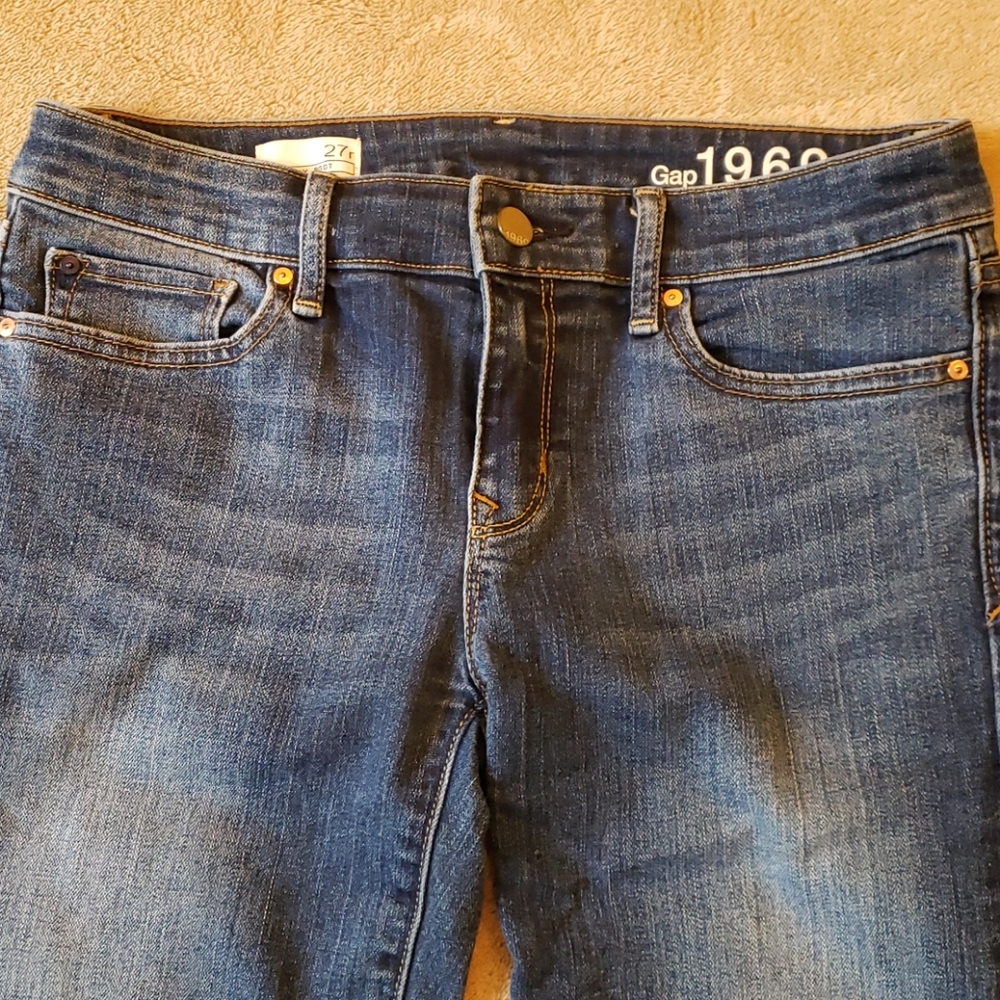 Gap Jeans - Picture 2 of 3